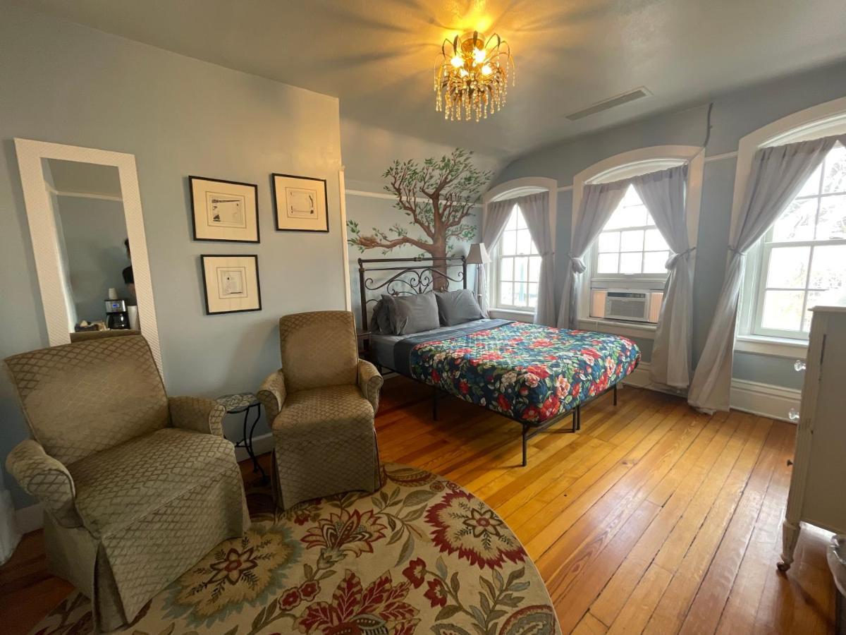 The Holiday Chalet Victorian DEN Extérieur photo